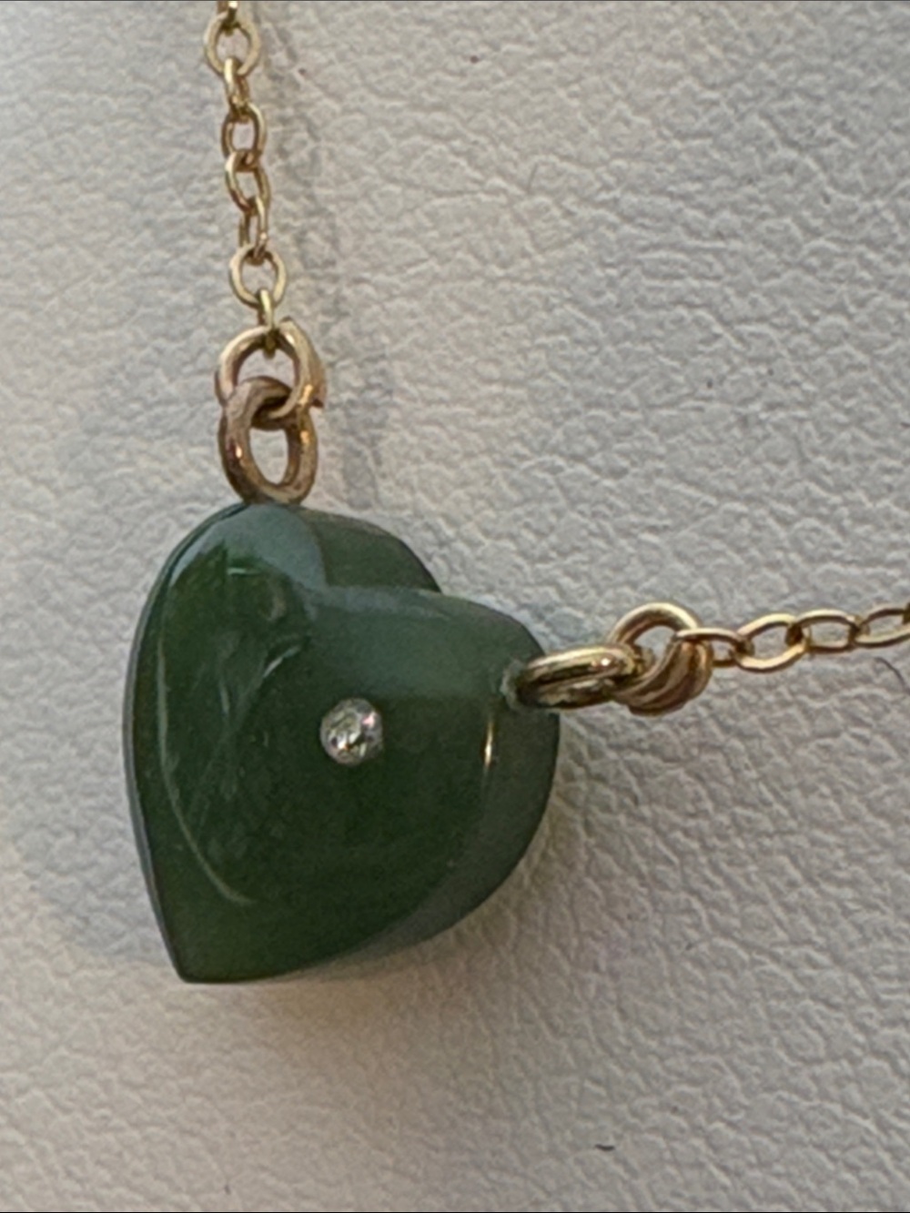 Jade gold & sapphire necklace/pendant with matching earrings